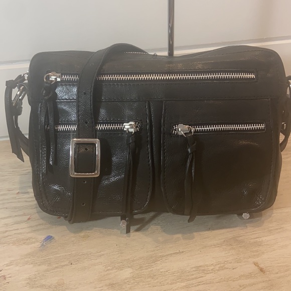 Nino Bosi Black Glove Leather Crossbody Shoulderbag.  Excellent condition! - Picture 4 of 12